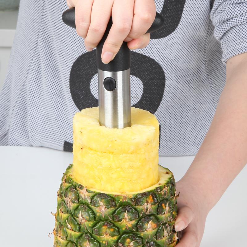 Easy Pineapple Cutter