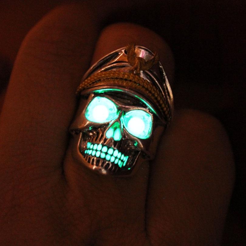 Glowing Skull Ring