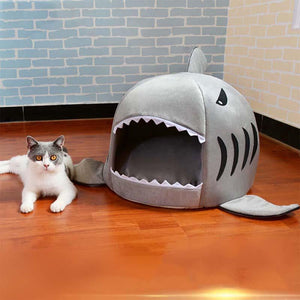 Sharky Buddy Bed