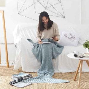 Mermaid Tail Kitted Blanket